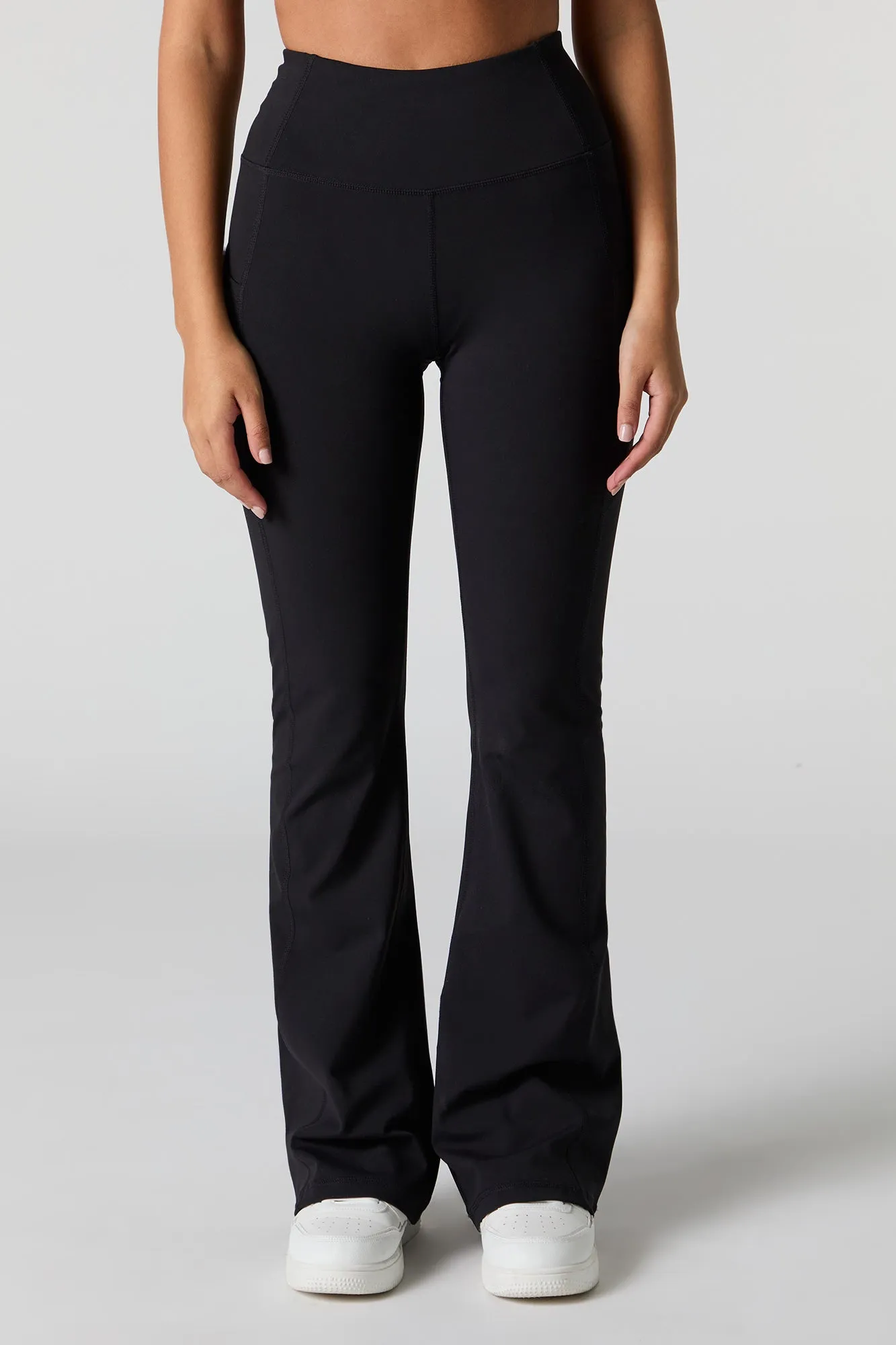 Active Side Pocket Flare Legging