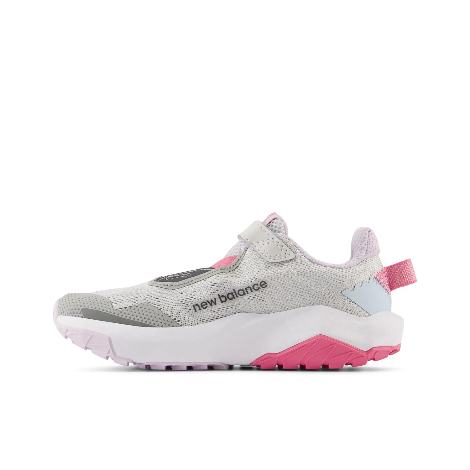 Little Kid's New Balance DynaSoft Nitrel v6 Bungee Lace with Top Strap Color: Grey Matter with Real Pink