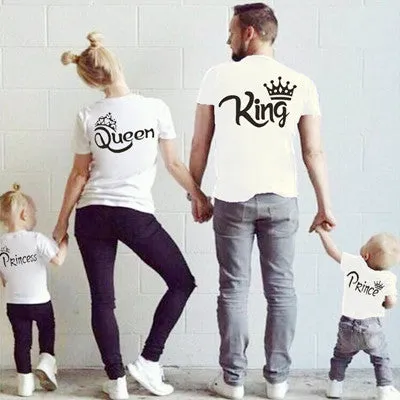 Newest King Queen Prince Princess Family Matching clothes Mother Daughter Outfits Cotton Matching Family shirts DAD SON clothes